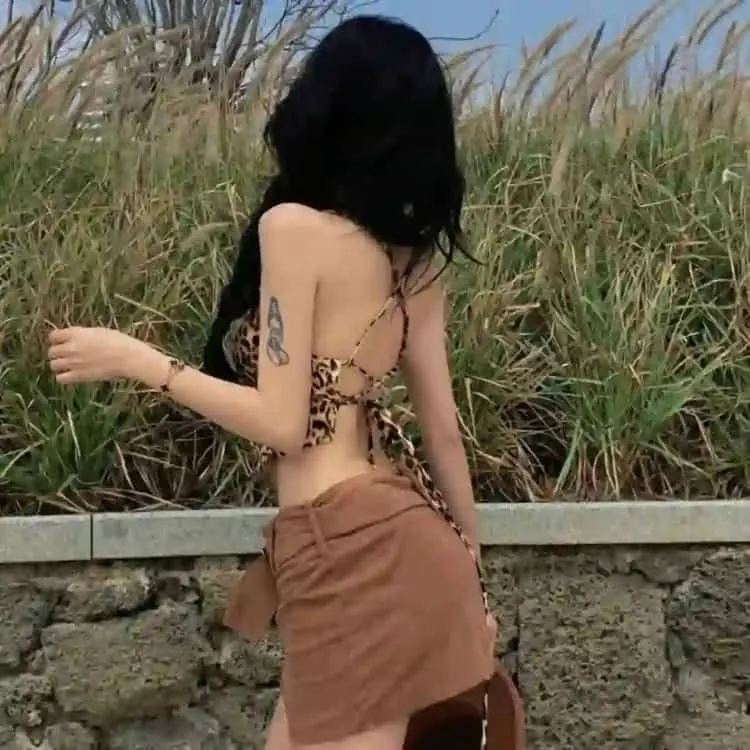 折腰剧情介绍